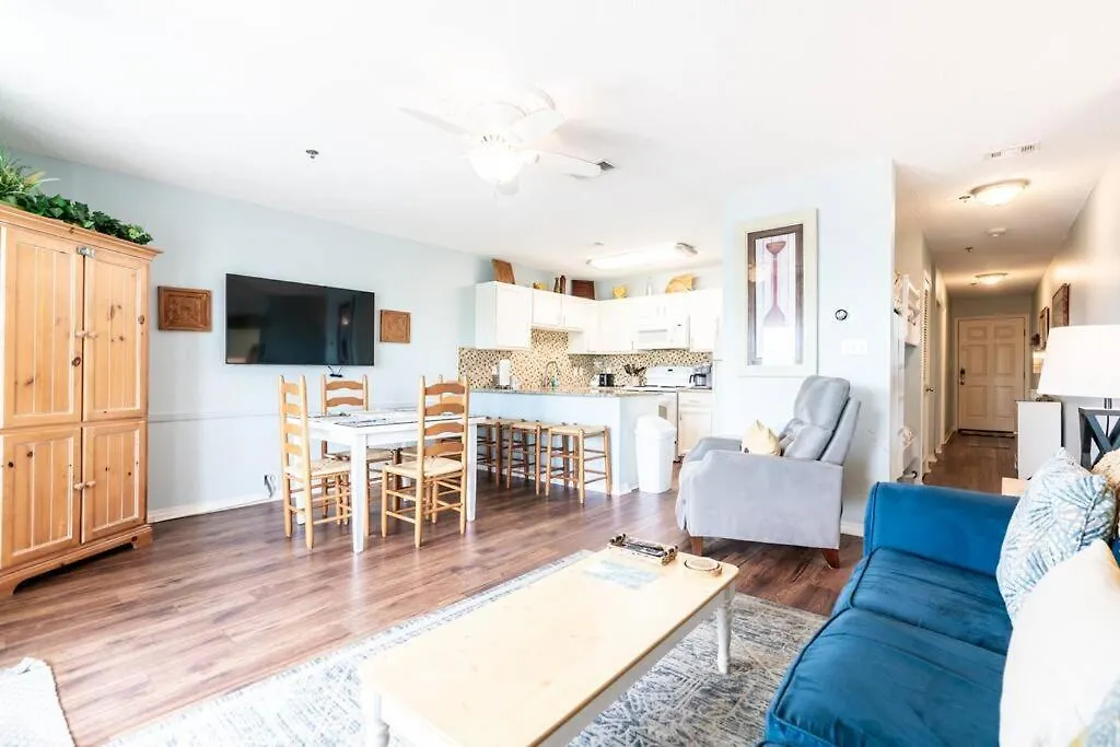 Apartment Gulf View, Easy Beach Access, Heated Pool, Hot Tub Destin